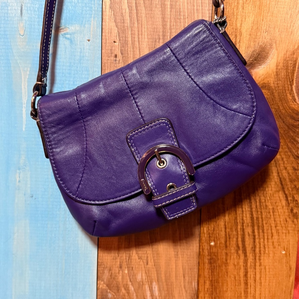 Coach Legacy Leather Mini Buckle Crossbody – Deep Amethyst
💜 Rare Ltd. edition